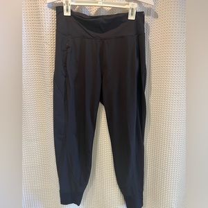 Black Athleta Distance Joggers Size M